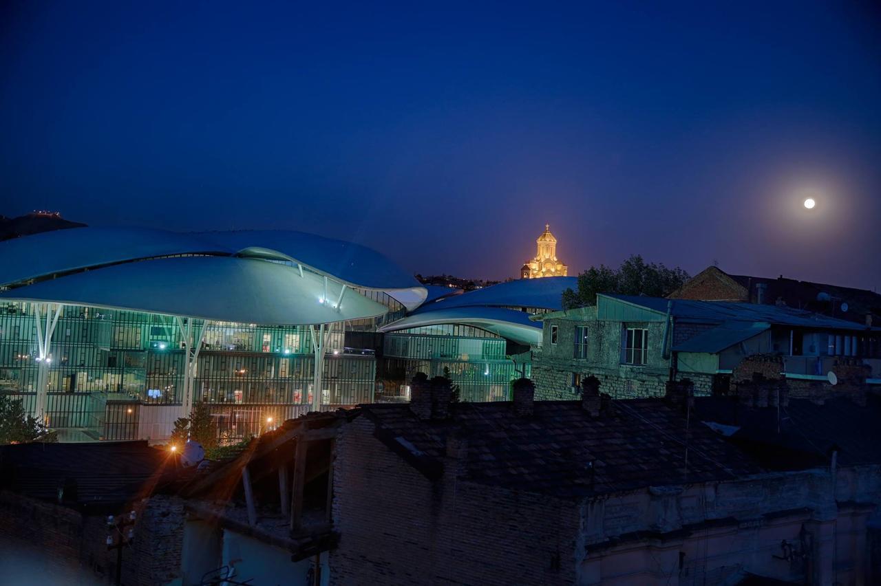 Guest House Sky Plus Тбілісі Екстер'єр фото